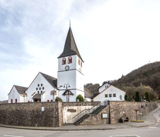 Kath. Kirche St. Gertrud_Schuld, © VGV Adenau, W. Klein Kath. Kirche St. Gertrud_Schuld, © VGV Adenau, W. Klein