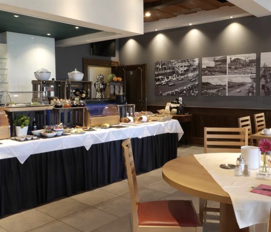 Frühstücks-Büffet, © Hotel Hüllen Frühstücks-Büffet, © Hotel Hüllen