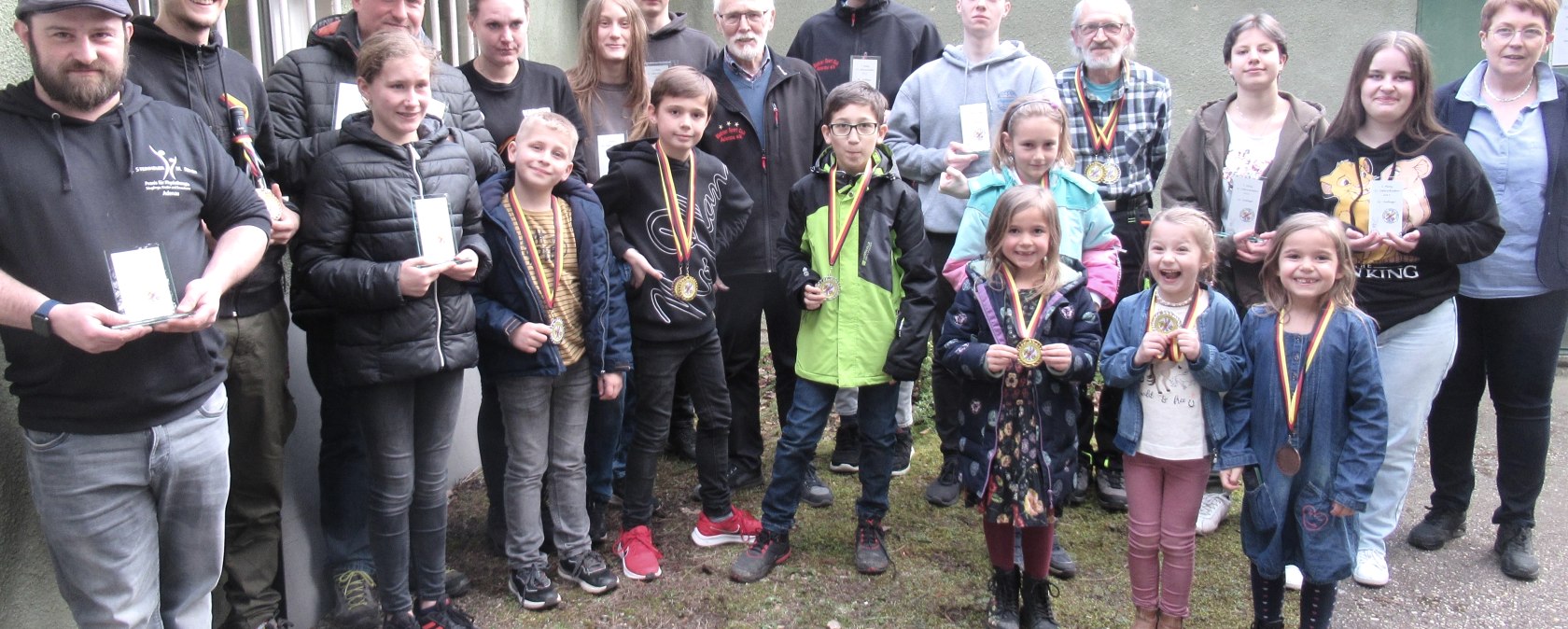 Die Akteure, © Ostern 2©BSCAdenau e. V. Die Akteure, © Ostern 2©BSCAdenau e. V.