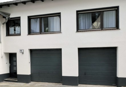 Hauseingang | Ferienhaus Blick zur Ahr, © Neunzig|Ferienhaus Blick zur Ahr Hauseingang | Ferienhaus Blick zur Ahr, © Neunzig|Ferienhaus Blick zur Ahr