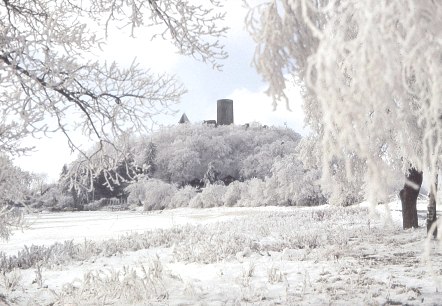 Nürburg im Winterkleid, © Tourist-Information Hocheifel- Nürburgring Nürburg im Winterkleid, © Tourist-Information Hocheifel- Nürburgring