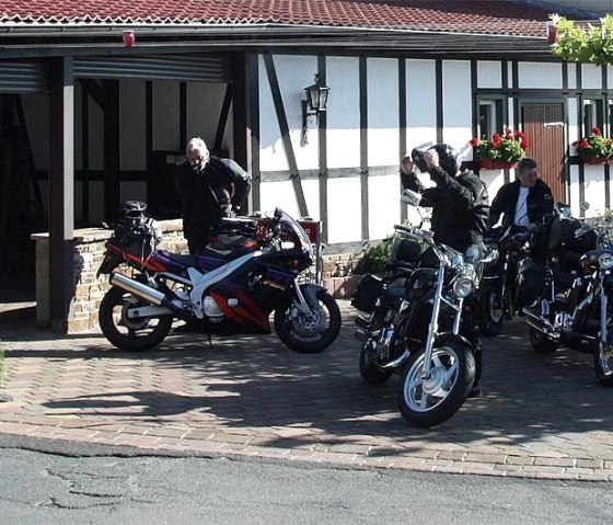 Motorradgarage_1, © Landgasthaus Pfahl Motorradgarage_1, © Landgasthaus Pfahl