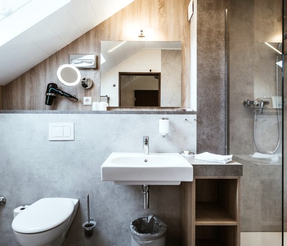 Bad Zi. mit Balkon_4, © Landgasthaus Pfahl Bad Zi. mit Balkon_4, © Landgasthaus Pfahl