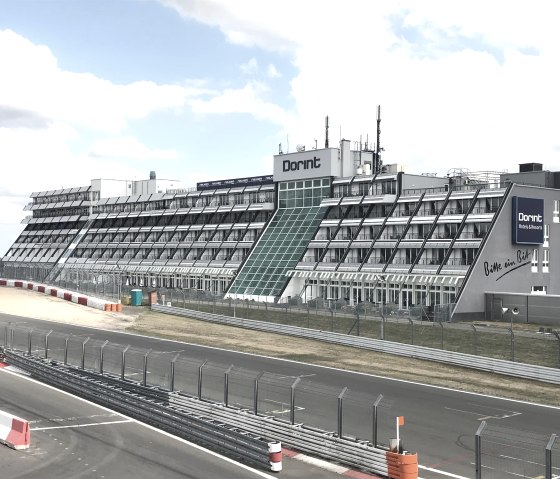 Außenansicht, © Dorint Am Nürburgring Hocheifel Außenansicht, © Dorint Am Nürburgring Hocheifel