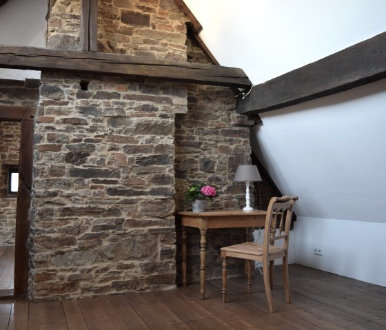 Altes Steinhaus Ruhebereich Dachgeschoss, © Pannhausen Altes Steinhaus Ruhebereich Dachgeschoss, © Pannhausen