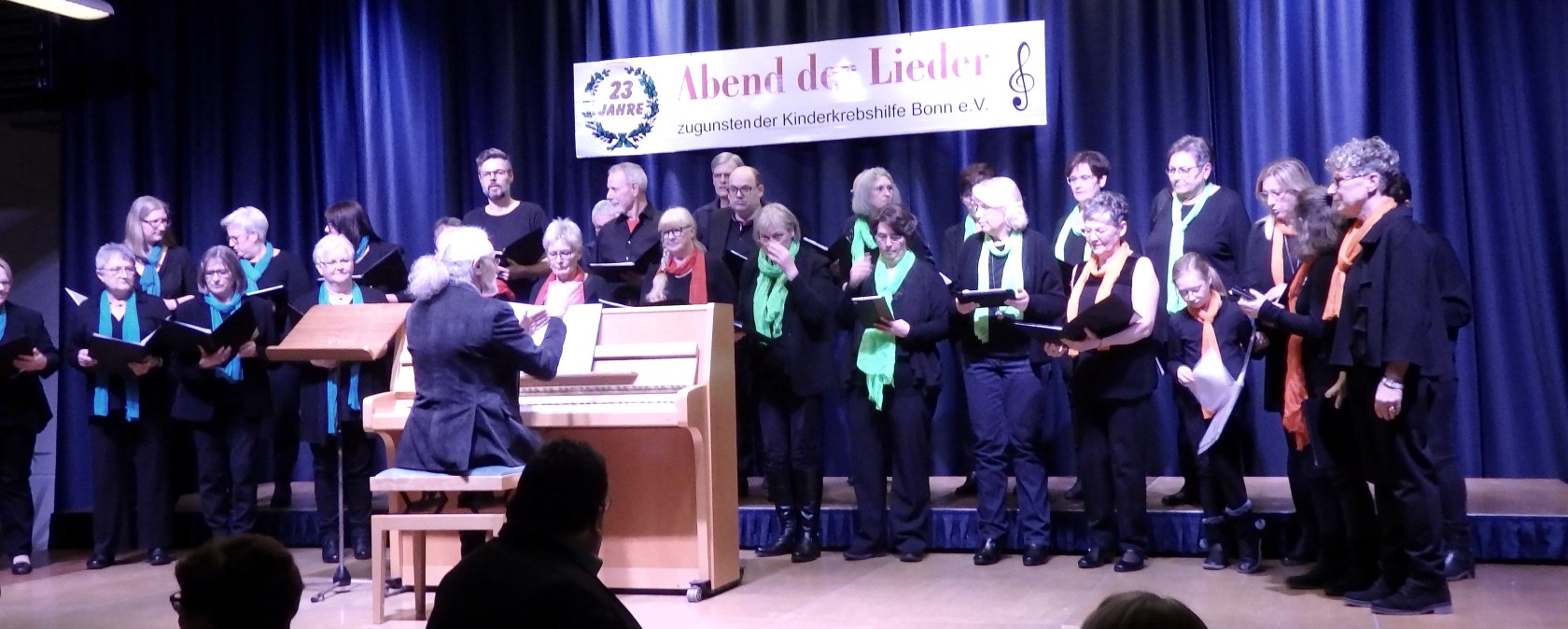 Chor via Nova Kruft, © Linda Schüssler Chor via Nova Kruft, © Linda Schüssler