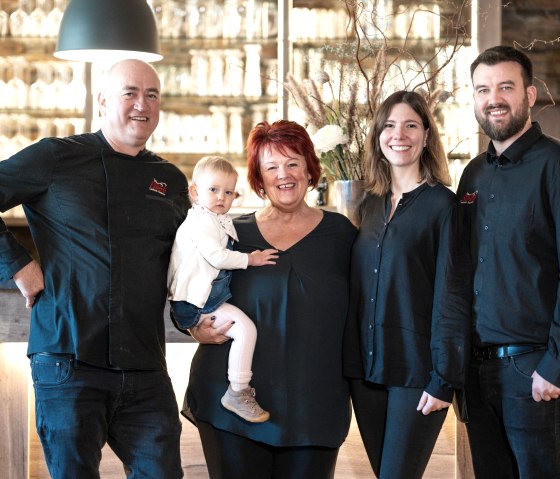 Familie Ewerts Landhotel Ewerts Insul, Ahr, © Landhotel Ewerts Familie Ewerts Landhotel Ewerts Insul, Ahr, © Landhotel Ewerts