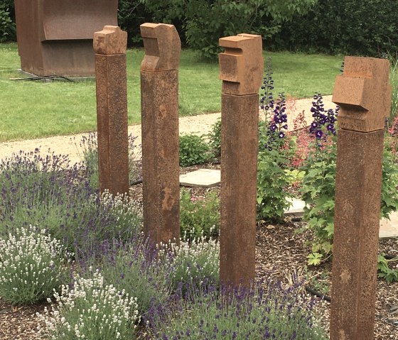 Skulpturen im Garten, © Michael Bauer Skulpturen im Garten, © Michael Bauer
