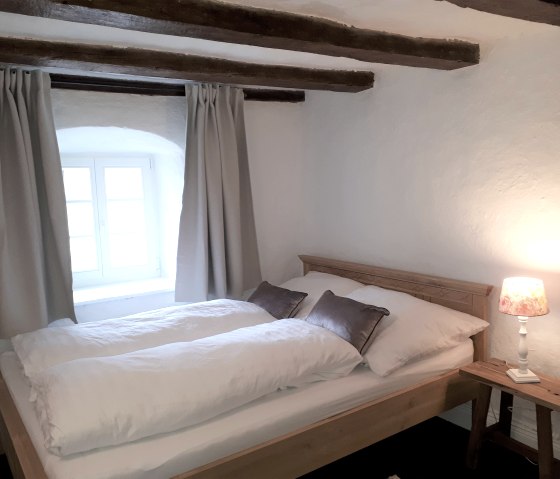 Altes Steinhaus Ferienhaus Kleines Schlafzimmer, © Pannhausen Altes Steinhaus Ferienhaus Kleines Schlafzimmer, © Pannhausen