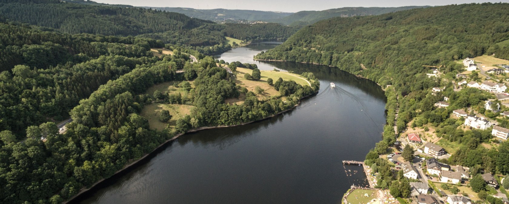 Blick ins Tal von Einruhr am Eifelsteig, © Eifel Tourismus/D. Ketz Blick ins Tal von Einruhr am Eifelsteig, © Eifel Tourismus/D. Ketz