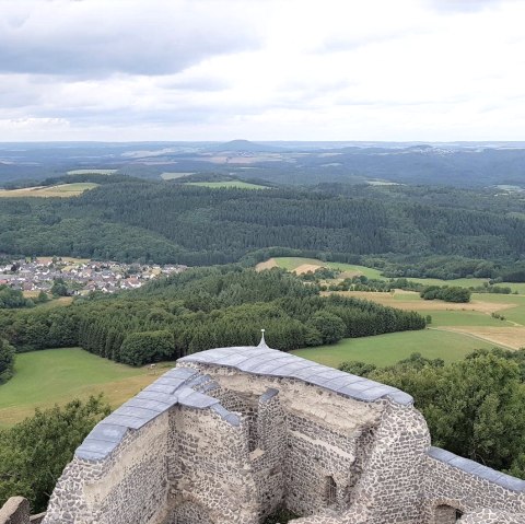 Aussicht von der Burgruine Nürburg, © TI Adenau/Scheffold Aussicht von der Burgruine Nürburg, © TI Adenau/Scheffold