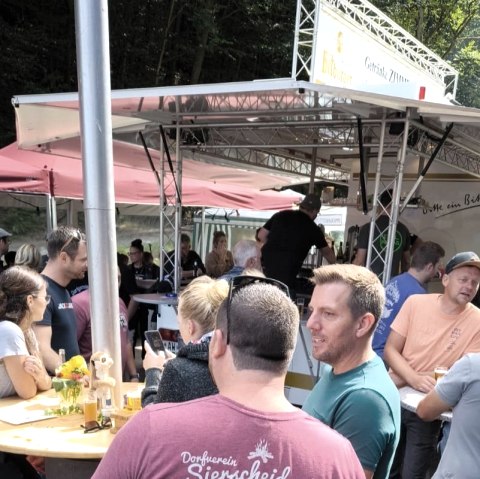 Wald- und Wiesenfest Lückenbach, © Dorfgemeinschaft Lückenbach, Larscheid Wald- und Wiesenfest Lückenbach, © Dorfgemeinschaft Lückenbach, Larscheid