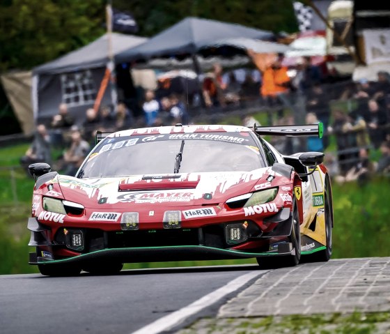 Frikadelli-Ferrari, © 24h_2024_Frikadelli-Ferrari-Nordschleife_Foto-GruppeC-ADAC Frikadelli-Ferrari, © 24h_2024_Frikadelli-Ferrari-Nordschleife_Foto-GruppeC-ADAC
