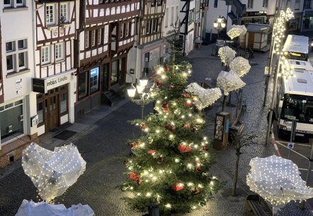 Weihnachtliche Stimmung in Adenau, © Tourist-Information Hocheifel-Nürburgring Weihnachtliche Stimmung in Adenau, © Tourist-Information Hocheifel-Nürburgring