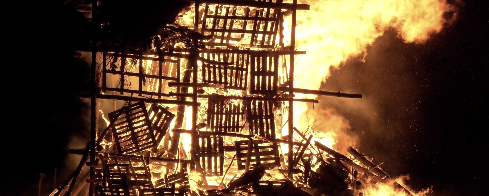 Martinsfeuer in der Hocheifel, © Rita Kaiser Martinsfeuer in der Hocheifel, © Rita Kaiser