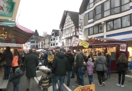 Marktbesucher, © Rita Kaiser Marktbesucher, © Rita Kaiser