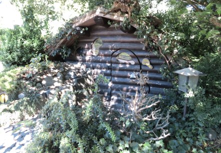 Hobbit-Hütte2_Herschbach, © TI Hocheifel-Nürburgrin, VG Adenau