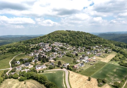 Aremberg Luftaufnahme, © VGV Adenau, W. Klein