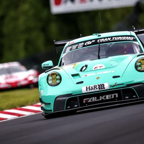 Falken Porsche, © 24h_2024_Falken-Porsche-Nordschleife_Foto-GruppeC-ADAC