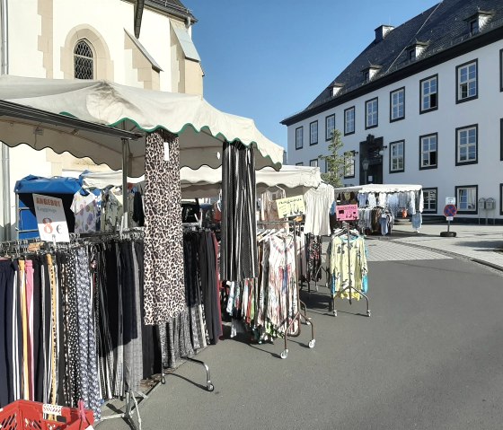 Marktstand, © Verbandsgemeinde Adenau