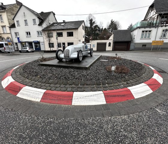 Kreisel in Adenau, &copy; Setzlach