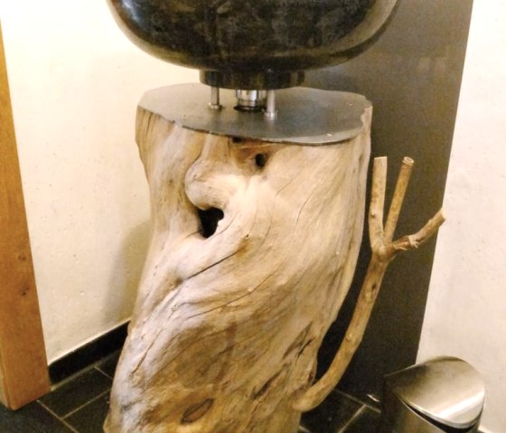 Waschtisch, &copy; Graichen