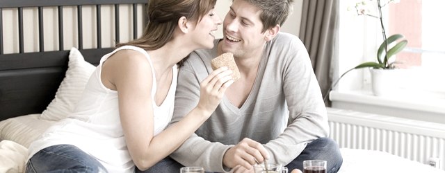 Suchen &amp; Buchen, &copy; www.fotolia