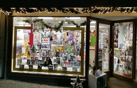 Pre-Christmas season in the bookstore