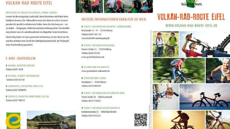 Eine informative Broschüre über die Vulkan-Rad-Route Eifel mit Bildern von Radfahrern und der Eifellandschaft. Der Text bietet nützliche Informationen für Radfahrer und Touristen.