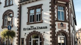 Blick aufs Cafe Sherlock, Hillesheim, © Eifel Tourismus GmbH, Dominik Ketz