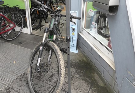 E-Bilke Ladestation | Radsport Breuer, © Tourist-Information Hocheifel Nürburgring
