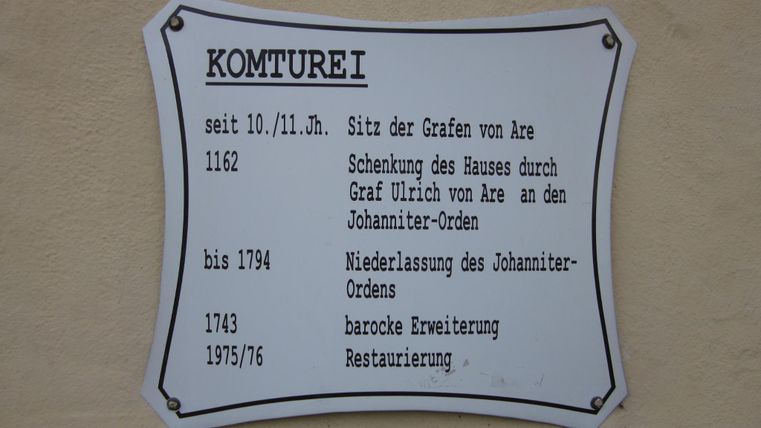 Infotafel zur Geschichte der Komturei Adenau.
