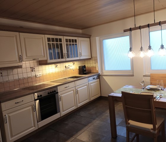 Landhaus K&uuml;che, &copy; Ferienwohnung Eifelzeiten,Gossen