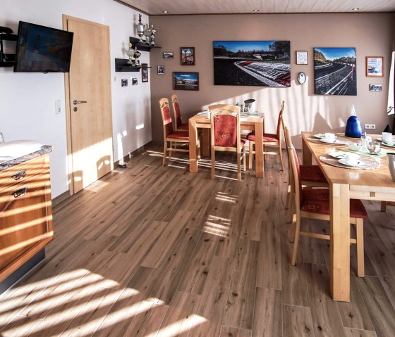 Breakfast room and lounge, &copy; G&auml;stezimmer Irene