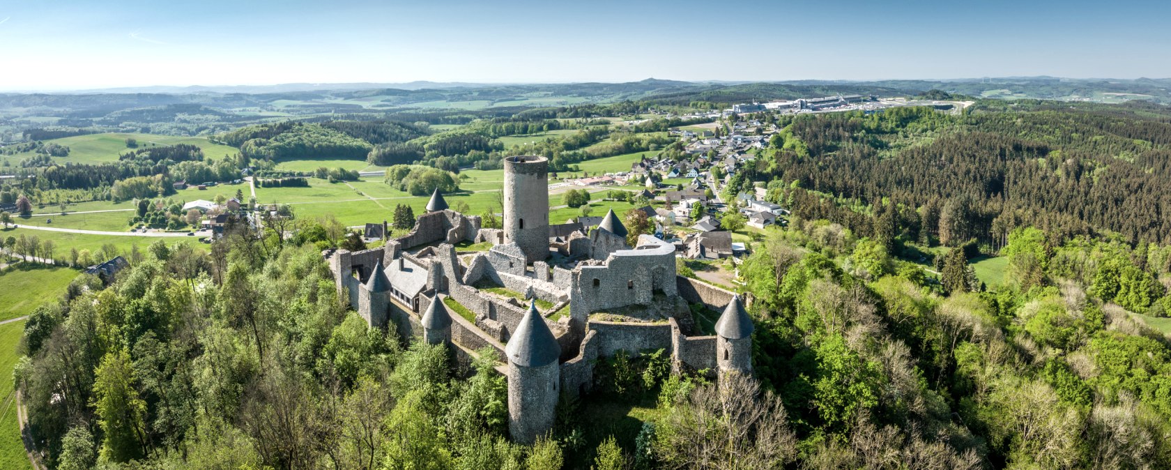 Gezinsvriendelijke rondwandelingen door Nürburg, © TI Hocheifel-Nürburgring,D.Ketz