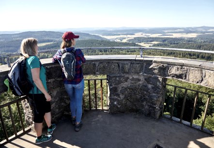 Aussicht von der Hohen | Acht Hocheifel N&uuml;rburgring , &copy; Tourist-Information Hocheifel-N&uuml;rburgring&copy;Jonathan Andrews
