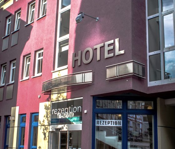 Eingang-Hotel, &copy; Hotel Blaue Ecke