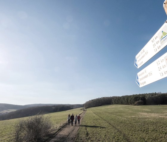 path markings, © Tourist-Information Laacher See,Kappest_VGBrohltal