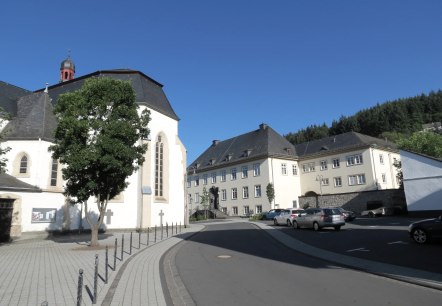 Rückseite der Pfarrkirche, © Tourist-Information Hocheifel-Nürburgring
