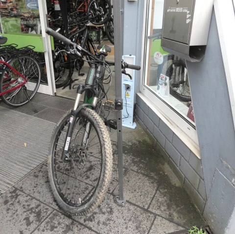 E-Bilke Ladestation | Radsport Breuer, © Tourist-Information Hocheifel Nürburgring