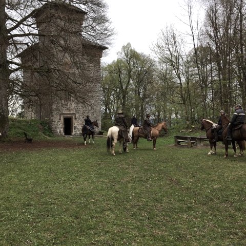 Reitergruppe, © Förderverein Burgruine Arenberg e. V.
