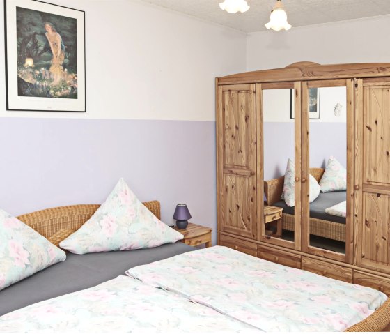 Schlafzimmer 1, &copy; Schmitz