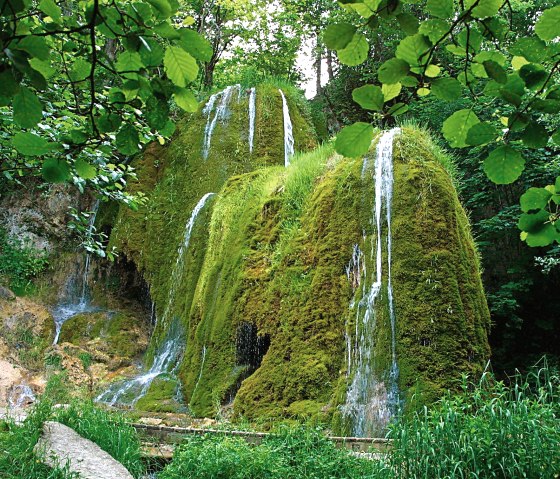 waterfall-three-mills, © sarah-wiesen-tourist-information-gerolsteiner-land
