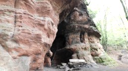 Die Klausenhöhle, © Deutsch-Luxemburgische Tourist-Information