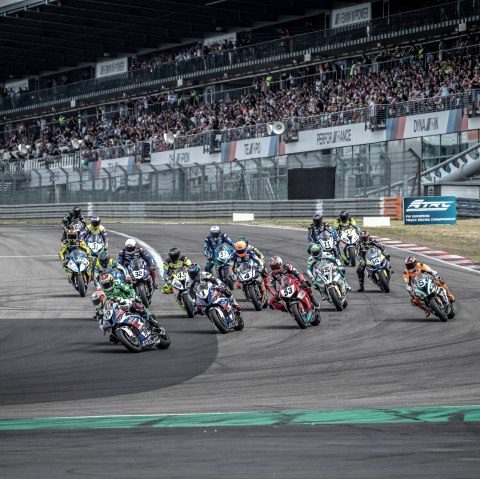 IDM Superbike, © IDM_Dino Eisele