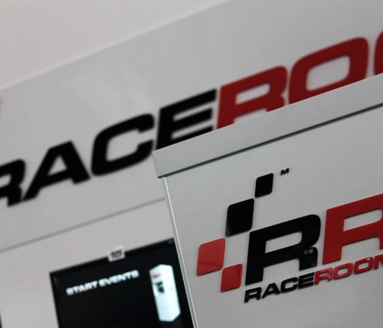 RaceRoom Monitor, © Tim Könemund