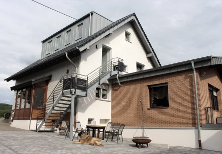 Eingangsbereich Grill Sitzplatz Aussicht