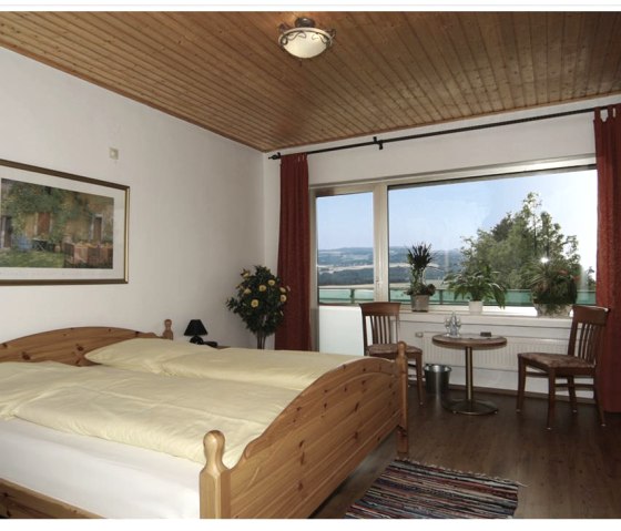 Zimmer Beispiel Burgsch&auml;nke Aremberg, &copy; Burgsch&auml;nke Aremberg