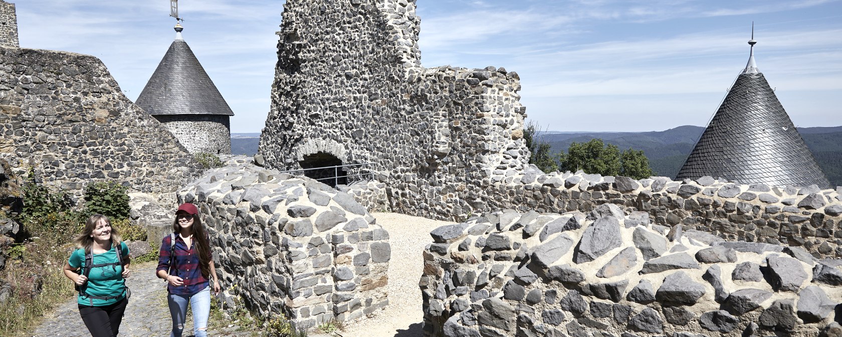 N&uuml;rburg castle ruins, &copy; TI Hocheifel-N&uuml;rburgring,Jonathan_Andrews
