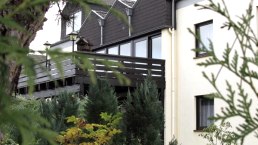 Hotelansicht, © Nordeifel Tourismus GmbH & Garni Hotel Haus Salzberg